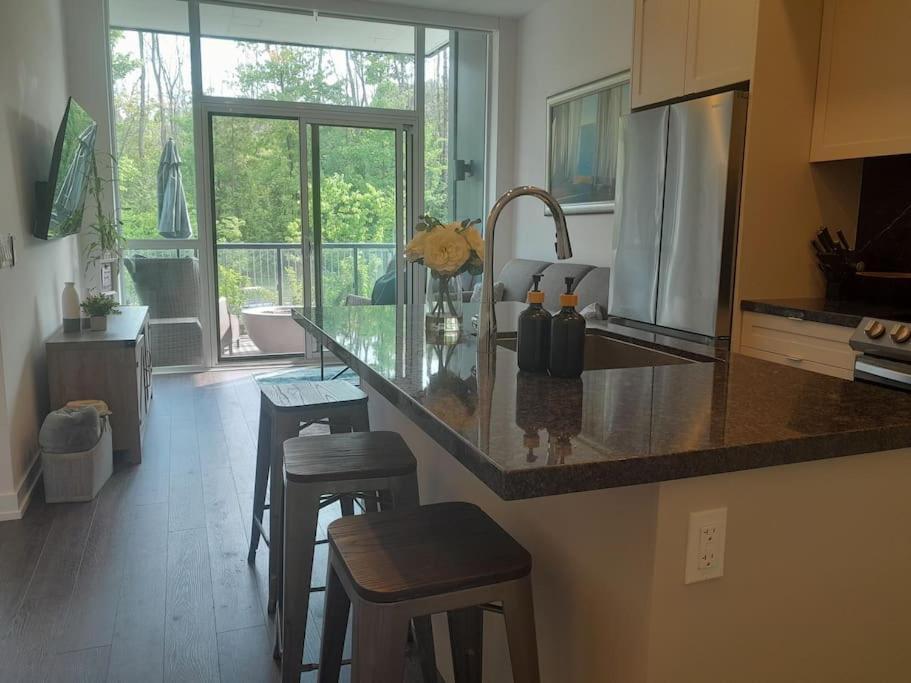 Cozy South View Suite Overlooking The Nature Trail Innisfil Exterior photo