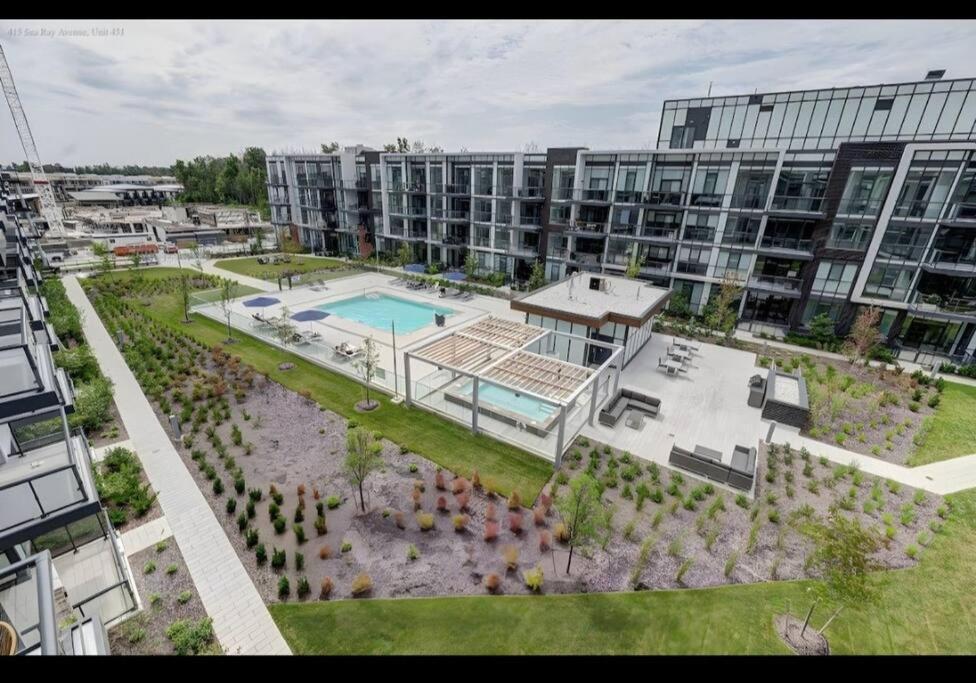 Cozy South View Suite Overlooking The Nature Trail Innisfil Exterior photo